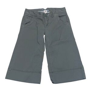 American Eagle Y2K light wash Army Green Wide Leg Bermuda Shorts/capri